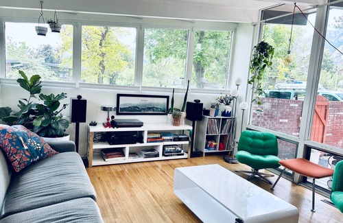 Highland Park House | Mid Century gem, under the flatirons. in South Boulder