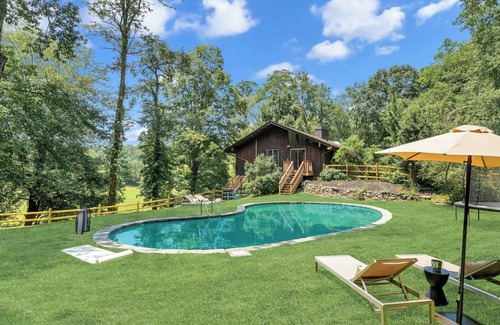 Salt Point House | Mid-century home on seven serene acres of rolling meadows with private pool.