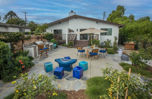 Alta Mesa House | Mid-Century Modern Meets Coastal Contemporary in This Stunning Mesa Home!