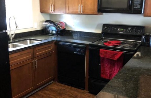 Loring Heights Apartment | Mid-Town Atlanta’s Gem!
