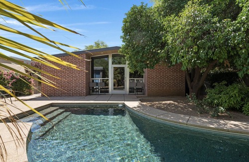 Sam Hughes House | MidCentury Modern in Central Tucson - walk and bike everywhere.