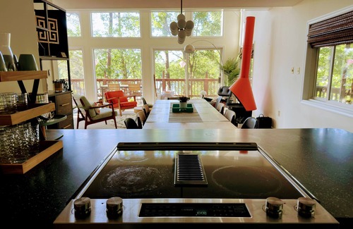 Chesapeake Ranch Estates-Drum Point House | Midcentury Modern Lake House, gorgeous views, deck, 4-bedrooms in Lusby/Solomons