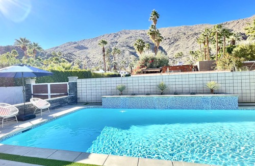 The Mesa House | MidCentury Modern Pool Home: Amazing Views-Close to Downtown!