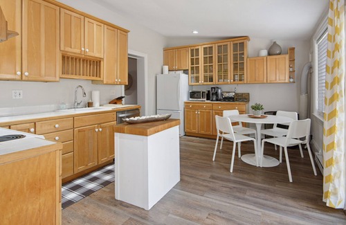 Lakeview Cottage | Middleburg Cottage Near Salamander Resort Spa