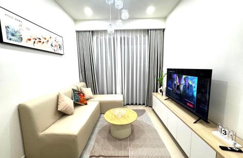 Thu Dau Mot Apartment | Midori Park The Glory, 2PN Cao Tầng 23, View hồ bơi