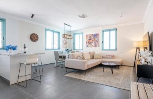 Zikhron Ya'aqov Apartment | Midrahov Luxury Apartment
