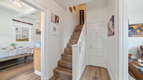 Midtown House | Midtown Flight Deck: 2BR Gem