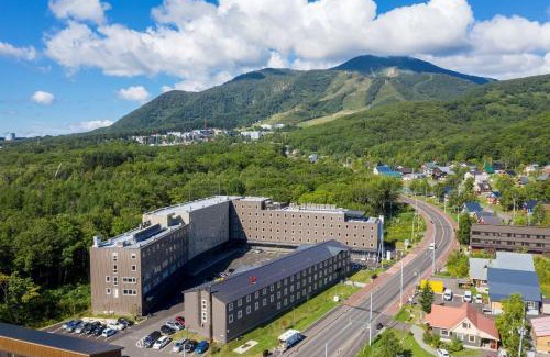 Hirafu Hotel | Midtown Niseko