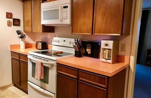 San Clemente Condo | Midtown, Reid Park/Randolph Golf, close to UofA