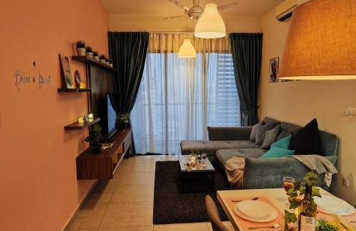 Kampung Pasir Apartment | Midvalley Luxury Maxine Suite