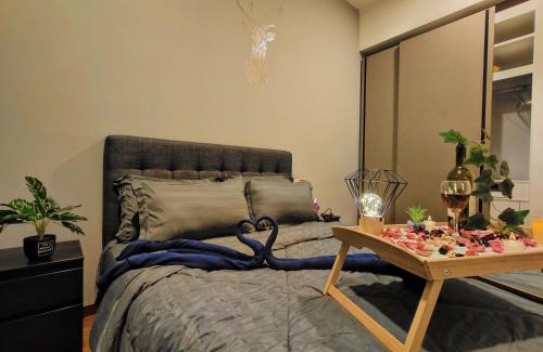 Kampung Pasir Apartment | Midvalley Luxury Maxine Suite