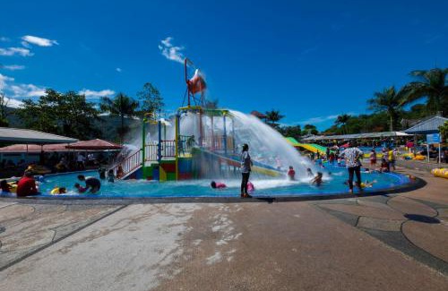 Padang Panjang Resort | Mifan Resort And Waterpark
