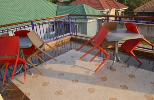 Entebbe Apartment | Migingo Suites Entebbe Airport & Lake view Gem