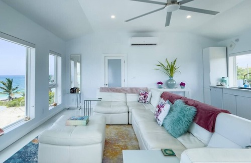 Governor's Harbour Villa | Mika's Resort - Penthouse