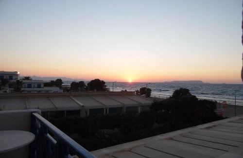 Agkisaras Apartment | Mike's Beach Apartments & Studios