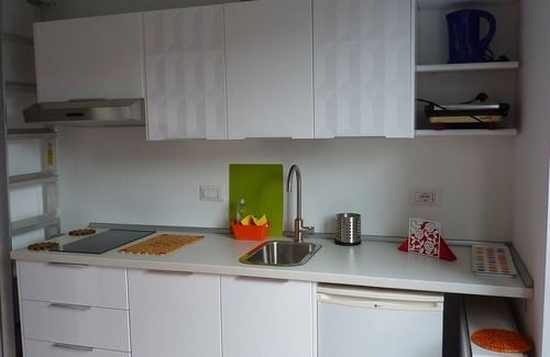 Porta Venezia Apartment | Milan: Bright studio in Porta Venezia, a few steps from the city center