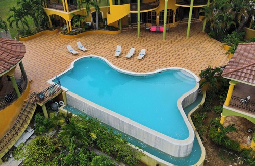 Montego Bay Villa | Milbrooks Resort a Luxurious Villa in Montego Bay overlooking the sea.