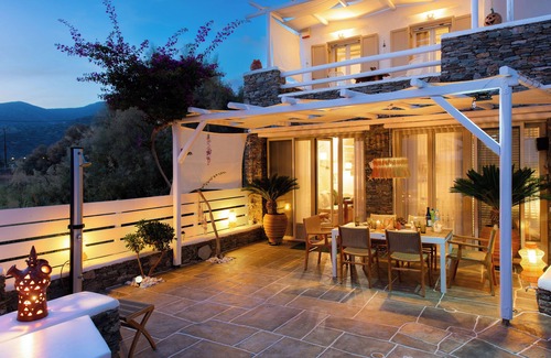 Platis Gialos Condo | Miles Away Sifnos - Beachfront House
