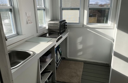 Milford Apartment | Milford Beach private large Studio by Charles Island/Silver Sands State Park
