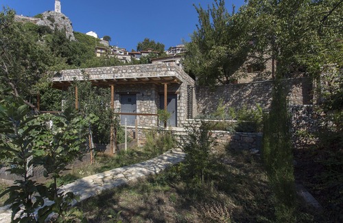Arachova Apartment | Milia Room. Spacious and autonomous, ideal for a couple.