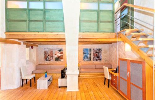Roustika House | Milio's House