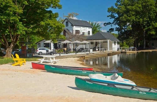 Flat Rock Cabin | Mill House Lodge - Flat Rock