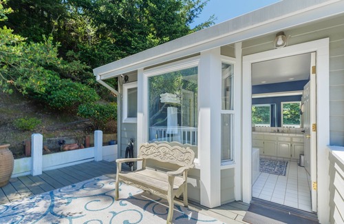 Mill Valley House | Mill Valley Luxe Forest Escape - 3BR - Views - Huge Decks - Gym - Private
