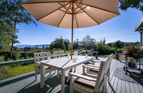 Lummi Island House | Miller's Island Retreat- Panoramic San Juan Views