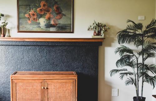 West Albury House | Millers Nook - Central Charm