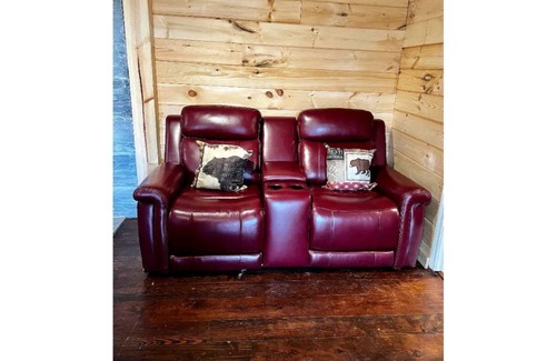 Ranger Cabin | Million Dollar Mountain View at Bear Den studio!