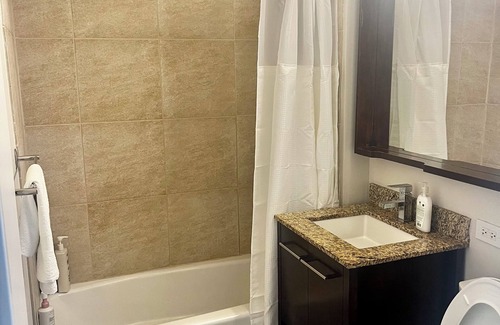 Midtown South Apartment | Million dollar view apartment with fitness room, WiFi in brilliant New York