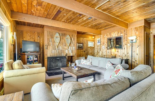 Bridgton House | Million-Dollar View Waterfront Cabin in Bridgton!