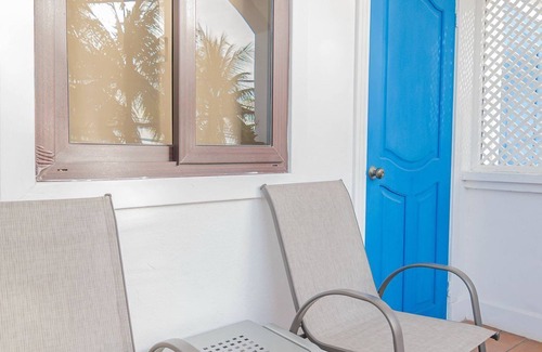 Antoneys Cay Hotel | Million Dollar view/West End/Balcony - Ocean View