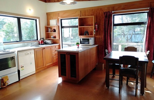 Parapara Cottage | Milnethorpe Bach by the Sea