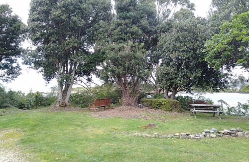 Parapara Cottage | Milnethorpe Bach by the Sea