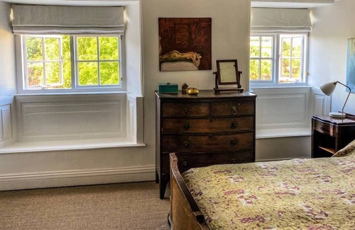 Cornwall House | Milverton Georgian Gem with Boho Vibe .