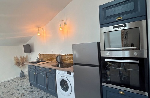 Cotignac Apartment | Mimosa cocoon for 6 people In the heart of the old village