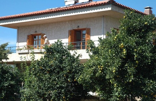 Stoupa Villa | Minas Villa, 5 ensuite bedrooms, 1min walk from Stoupa beach, renovated 2020