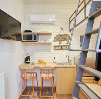 Monastiraki Apartment | Mind-blowing petite studio in the heart of Athens!