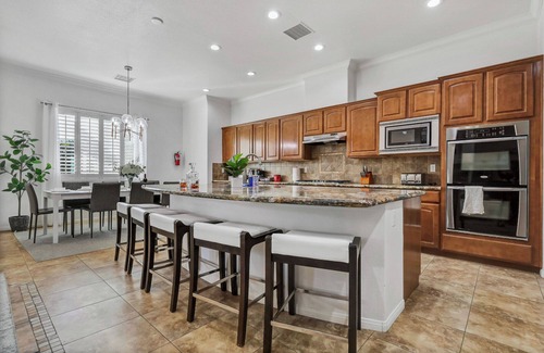 Desert Hot Springs House | Mineral Springs pool -2 acre+mountain views, games, karaoke, fitness, privacy,PS