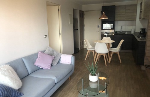 Surquillo Apartment | Mini departamento con piscina, gimnasio y balcón.