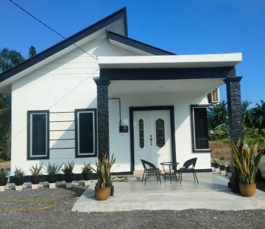 Banting House | MiNi HoMeSTaY MuslIimOnly