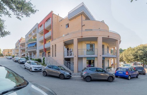 Vasto Apartment | Mini house with large terrace
