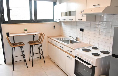 Ayioi Asomatoi House | Mini n' Cozy Polles Elies