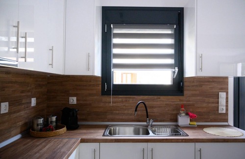 Trikala Apartment | Minimal Condo Trikala Town