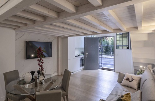 Chinatown Apartment | Minimal Loft in Centro a Milano