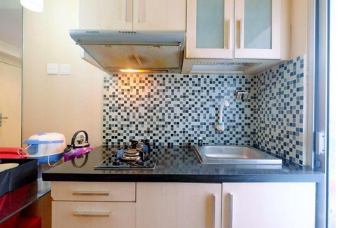 Pancoran Apartment | Minimalist 2BR at Kalibata City Apartment By Travelio
