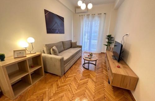 Agios Panteleimonas Apartment | Minimalist - AT116
