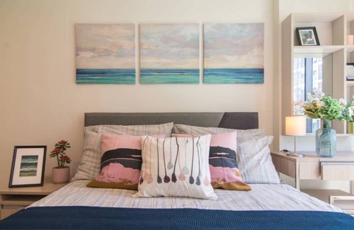 Khlong Toei Apartment | Minimalist/double room/garden condo/gym&pool/BTS, Khet Khlong Toei