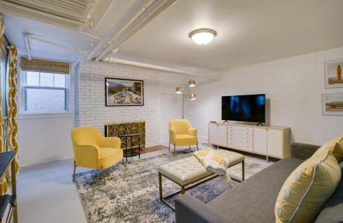 Lynnhurst House | Minneapolis Home with Deck and Grill, 5 Mi to Dtwn!